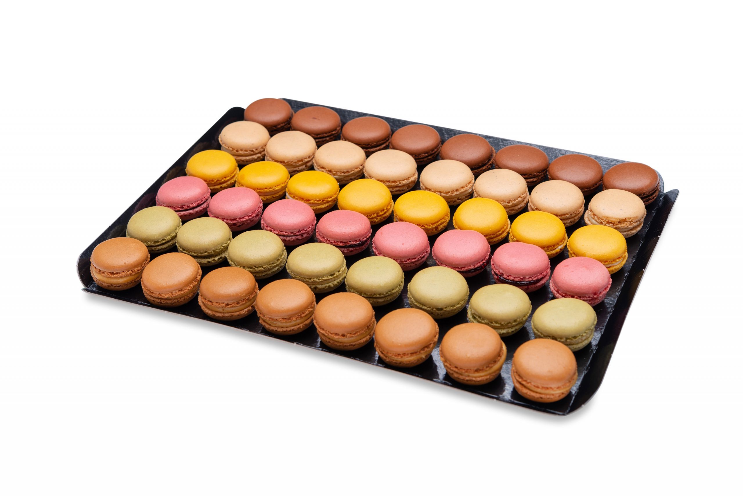 Plateau 48 macarons arc en ciel